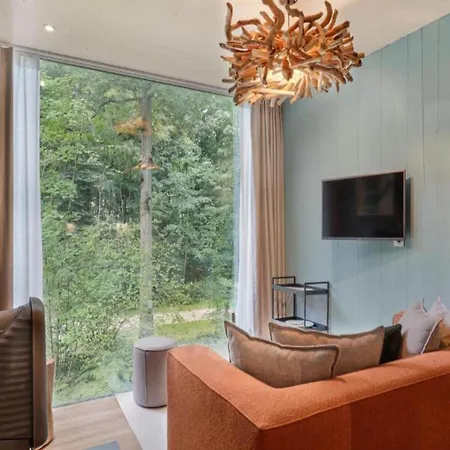 Rooftop Views & Private Sauna Antoing