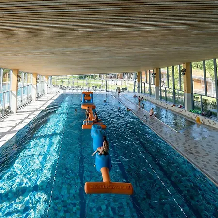 Rooftop Views & Private Sauna *