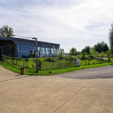 Rooftop Views & Private Sauna * Antoing